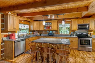 653 Lakeview Dr N, Marion, NC 28752 - Photo 11