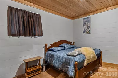 653 Lakeview Drive N, Marion, NC 28752 - Photo 27