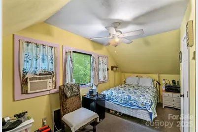 653 Lakeview Drive N, Marion, NC 28752 - Photo 19