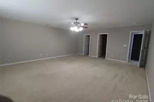 8644 Old Potters Rd, Charlotte, NC 28269 - Photo 19