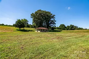 3651 W Nc 10 Hwy, Newton, NC 28658 - Photo 35