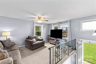 4671 Crystal St, Claremont, NC 28610 - Photo 3