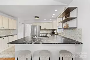 6 Sayles Town Rd, Fairview, NC 28730 - Photo 9