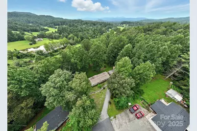 70 Pastoral Way, Hendersonville, NC 28739 - Photo 37