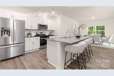 736 14th Avenue Court NE, Hickory, NC 28601 - Photo 3