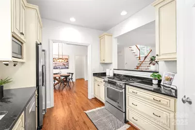 915 Millbrook Road, Charlotte, NC 28211 - Photo 15