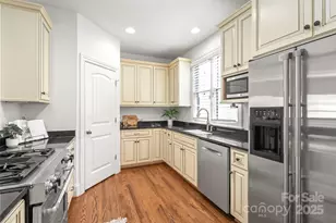 915 Millbrook Rd, Charlotte, NC 28211 - Photo 13