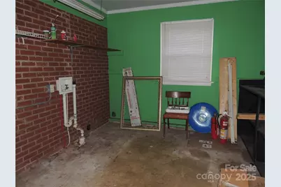 1106 3rd Street Drive SE, Conover, NC 28613 - Photo 31