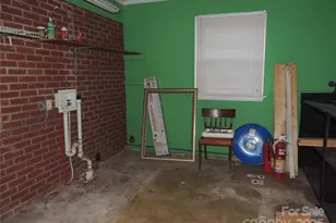 1106 3rd St Dr SE, Conover, NC 28613 - Photo 31