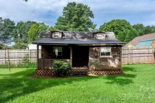 1106 3rd St Dr SE, Conover, NC 28613 - Photo 35