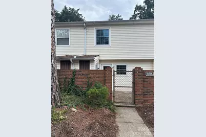 8816 Hunter Ridge Drive, Charlotte, NC 28226 - Photo 13