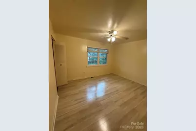 8816 Hunter Ridge Drive, Charlotte, NC 28226 - Photo 7