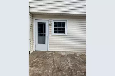 8816 Hunter Ridge Drive, Charlotte, NC 28226 - Photo 11