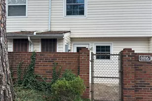 8816 Hunter Ridge Dr, Charlotte, NC 28226 - Photo 13