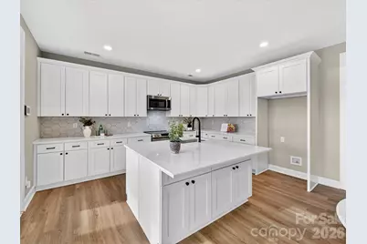 215 Lone Pine Road, Statesville, NC 28625 - Photo 9