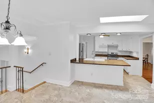 1212 Burtonwood Cir, Charlotte, NC 28212 - Photo 5