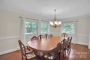 1212 Burtonwood Cir, Charlotte, NC 28212 - Photo 9