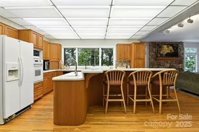 5042 Ridgeland Drive, Hickory, NC 28602 - Photo 9