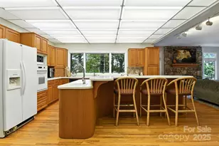 5042 Ridgeland Dr, Hickory, NC 28602 - Photo 9