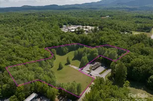 899 W Mills St, Columbus, NC 28722 - Photo 1