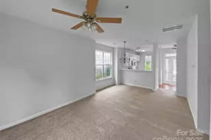 6612 Tor Dr, Charlotte, NC 28269 - Photo 3