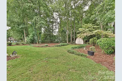 5607 Oak Drive, Charlotte, NC 28216 - Photo 27