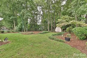 5607 Oak Dr, Charlotte, NC 28216 - Photo 27
