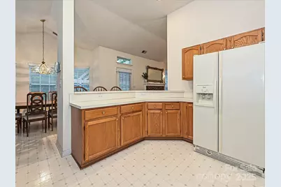 5607 Oak Drive, Charlotte, NC 28216 - Photo 11