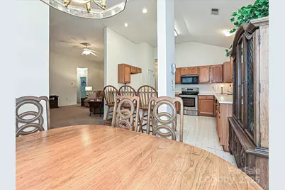 5607 Oak Drive, Charlotte, NC 28216 - Photo 13