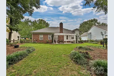 5607 Oak Drive, Charlotte, NC 28216 - Photo 25