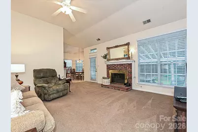5607 Oak Drive, Charlotte, NC 28216 - Photo 5