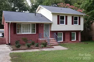 6727 Cedar Springs Rd, Charlotte, NC 28212 - Photo 1