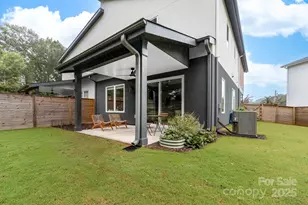 102 Mattoon St, Charlotte, NC 28216 - Photo 33