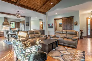 50 Hallett Ct, Asheville, NC 28803 - Photo 11