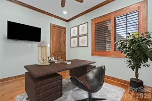50 Hallett Ct, Asheville, NC 28803 - Photo 9