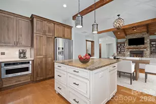 50 Hallett Ct, Asheville, NC 28803 - Photo 11