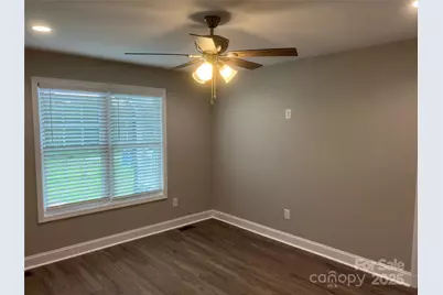 302 E Boyd Street #Unit B, Maiden, NC 28650 - Photo 5