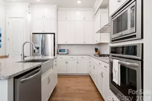 521 Belton St, Charlotte, NC 28209 - Photo 7