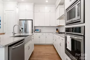 521 Belton St, Charlotte, NC 28209 - Photo 7