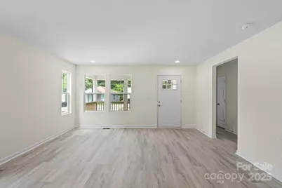 40 Magnolia Street, York, SC 29745 - Photo 5