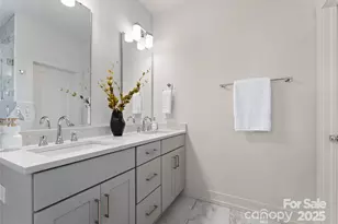 2600 Mason Cir, Charlotte, NC 28205 - Photo 25