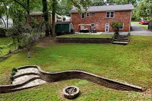 1527 Burnley Rd, Charlotte, NC 28210 - Photo 19