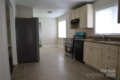 1703 Tyvola Road, Charlotte, NC 28210 - Photo 3