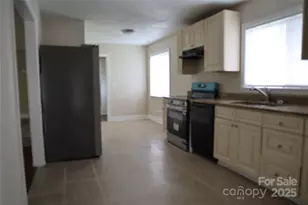 1703 Tyvola Rd, Charlotte, NC 28210 - Photo 3