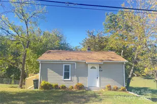 329 Morehead Rd, Marion, NC 28752 - Photo 1