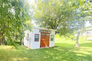 329 Morehead Rd, Marion, NC 28752 - Photo 7