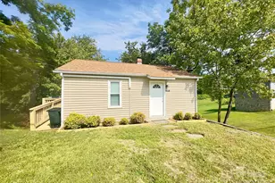 329 Morehead Rd, Marion, NC 28752 - Photo 17