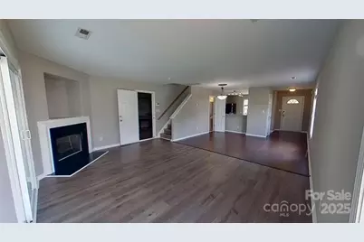 1217 Triece Lane, Charlotte, NC 28215 - Photo 3