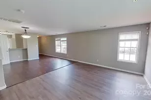 1217 Triece Ln, Charlotte, NC 28215 - Photo 5