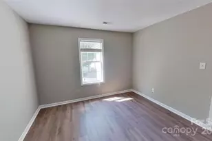 1217 Triece Ln, Charlotte, NC 28215 - Photo 17